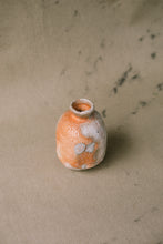 Load image into Gallery viewer, Japanese Shino Vase