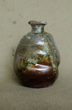 Load image into Gallery viewer, Vase - Japanese anagama fired